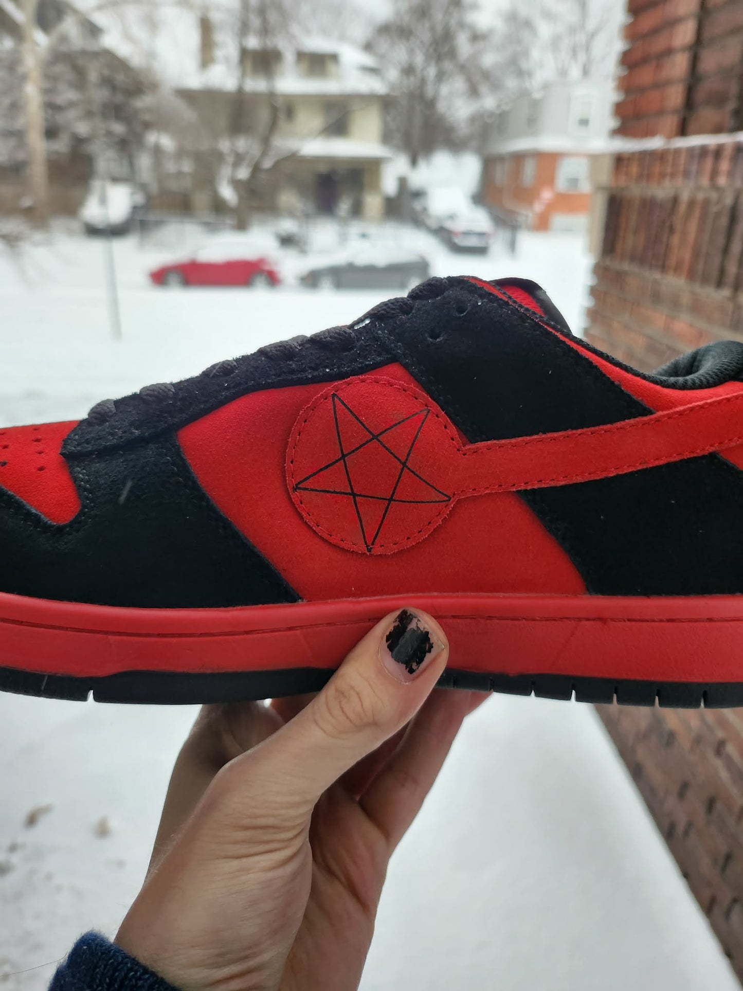 THE SIN STARTER SNEAKER