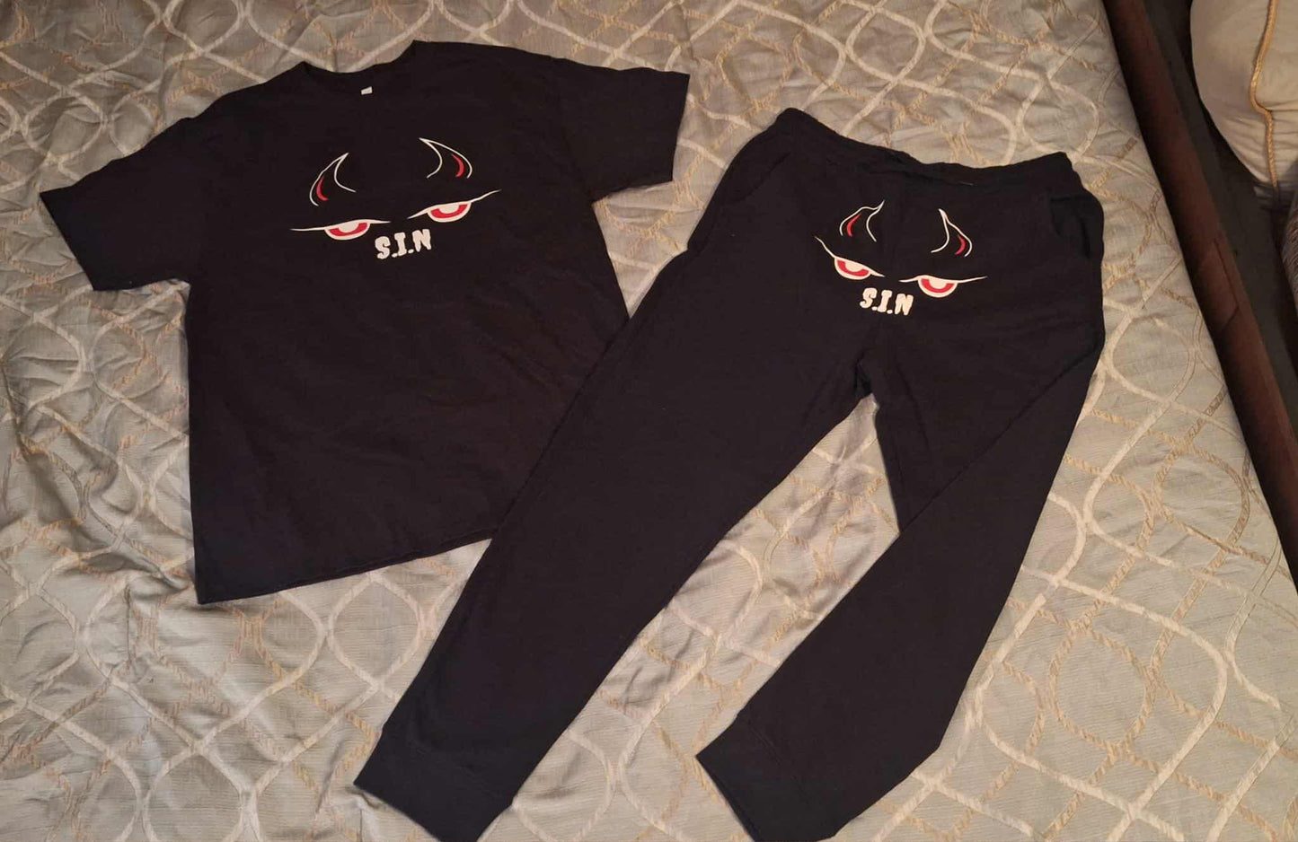 S.I.N. Yang Outfit - Black