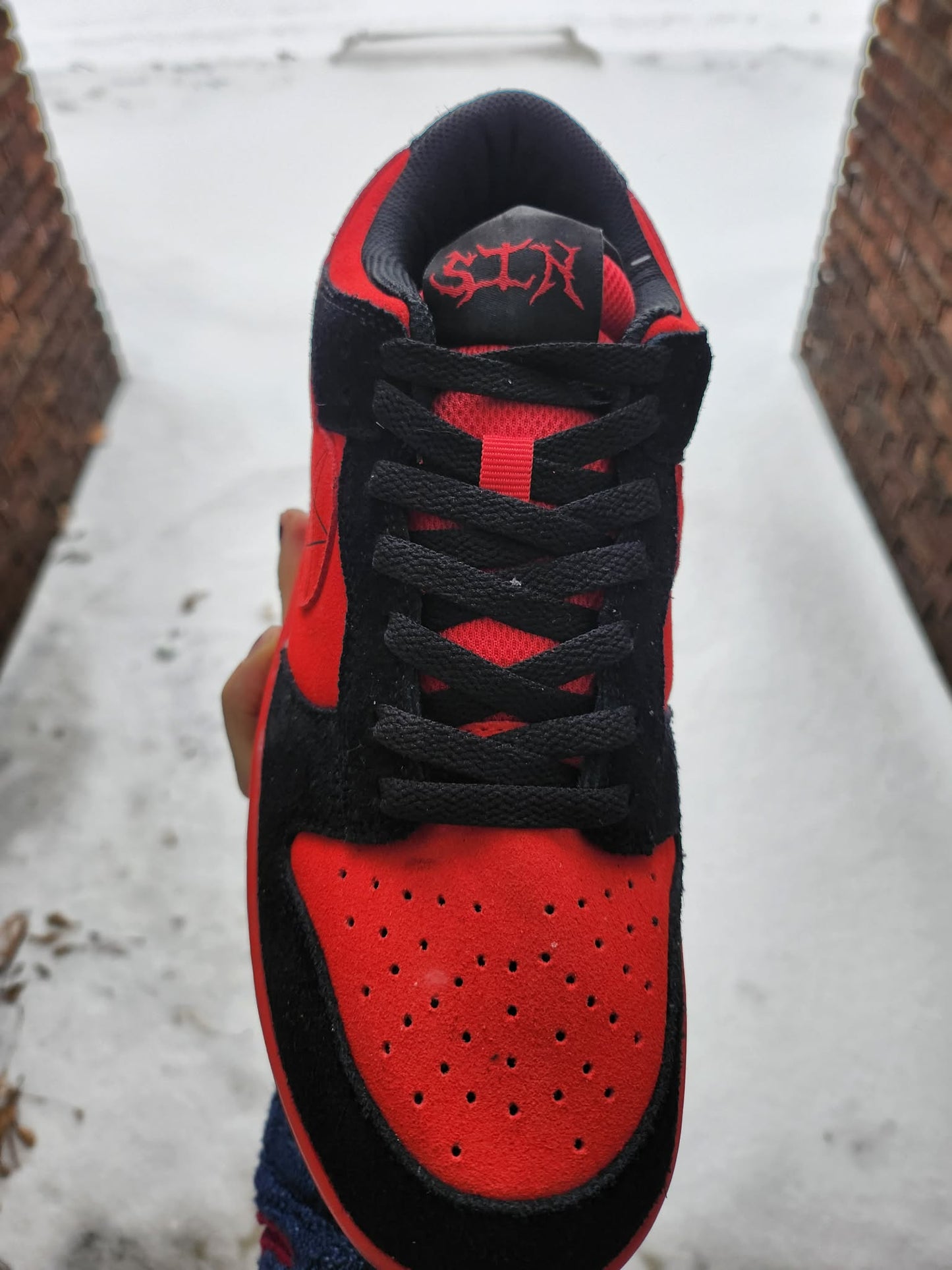 THE SIN STARTER SNEAKER