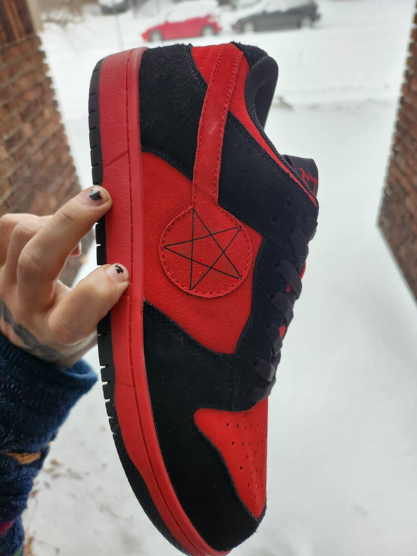 THE SIN STARTER SNEAKER